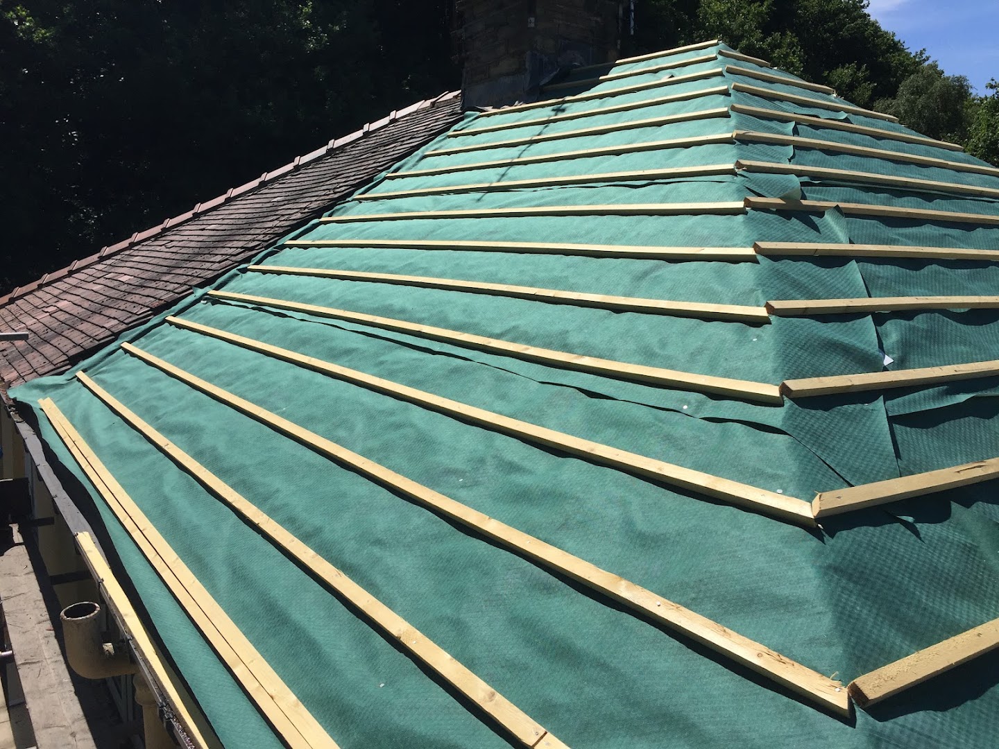 Leeds & Bradford Roofing Services ( roof repairs Leeds & Bradford ) — Photos 12